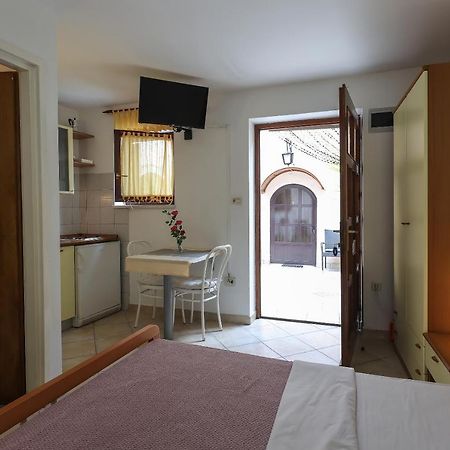 Casa Di Nives Apartment Krk Town Luaran gambar