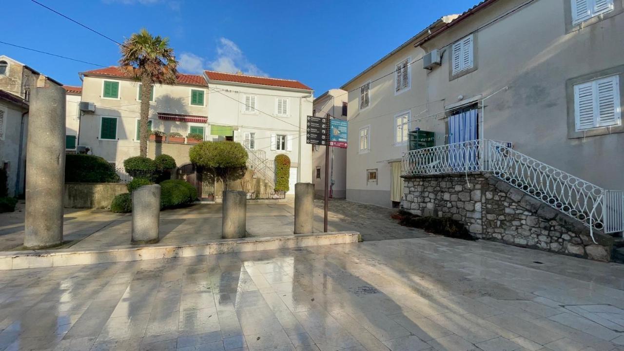 Casa Di Nives Apartment Krk Town Luaran gambar