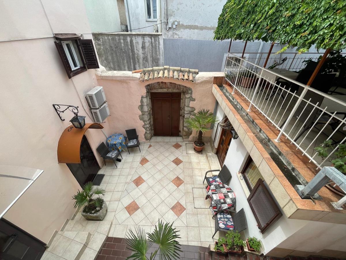 Casa Di Nives Apartment Krk Town Luaran gambar