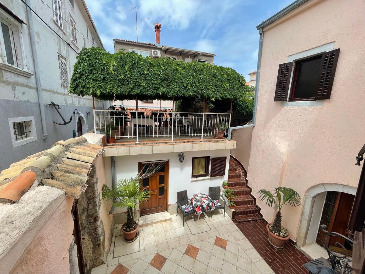 Casa Di Nives Apartment Krk Town Luaran gambar