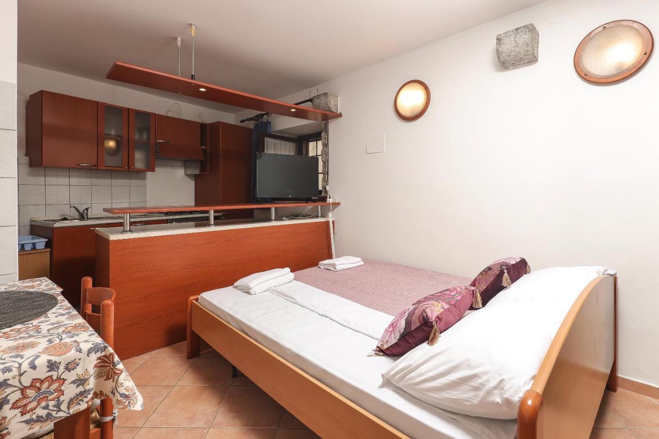 Casa Di Nives Apartment Krk Town Luaran gambar